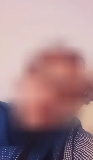 Amira, 37
