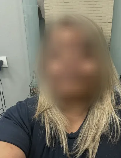 Büsra, 40
