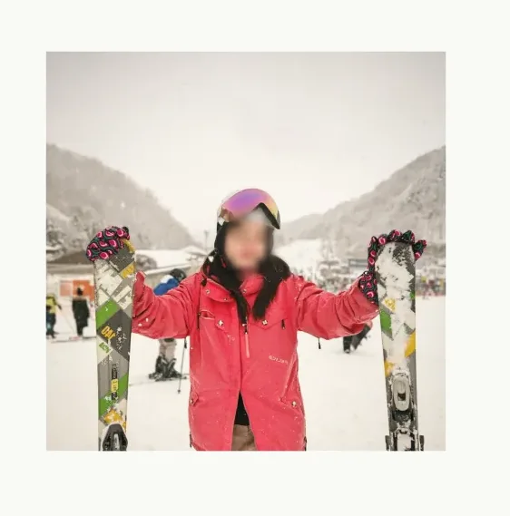 Diana, 33