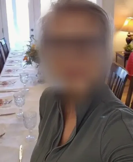 Fiona, 38