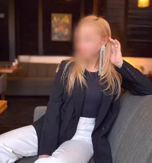 Jessica, 32