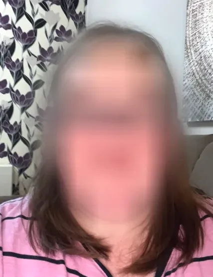 Laura, 30