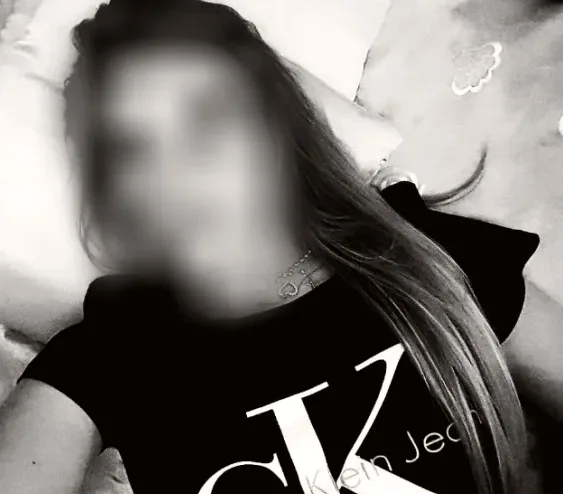 Lena, 25