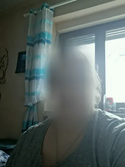 Merle, 25