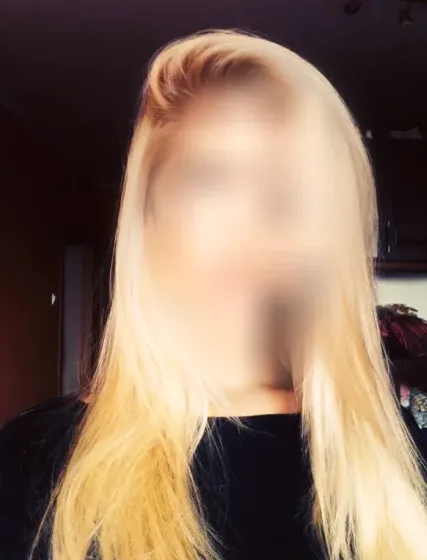Neele, 28