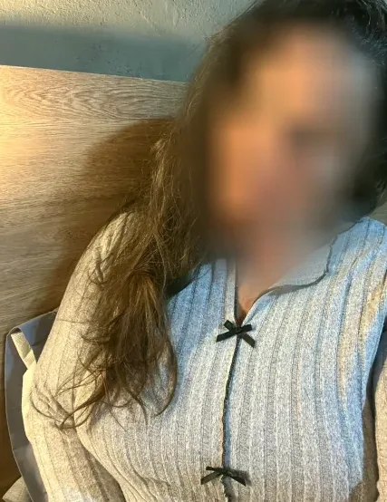 Rebecca, 33