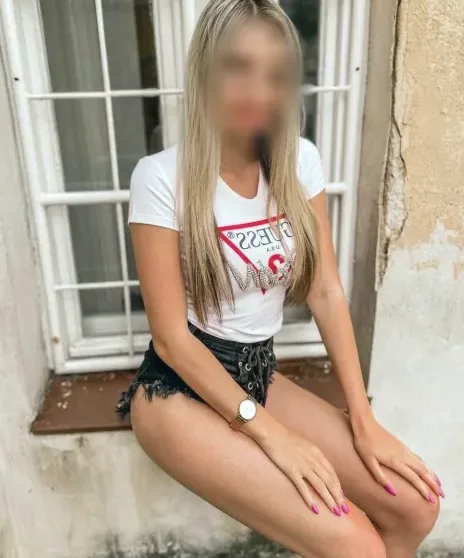 Romy, 31