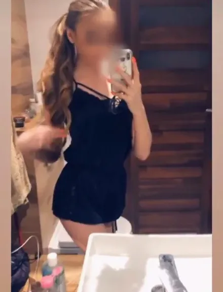 Sina, 29