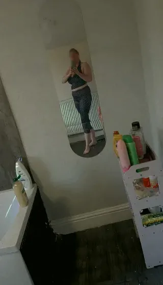 Vanessa, 40